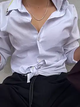 phuongxinhxan online show from April 2026 07:45:01 AM