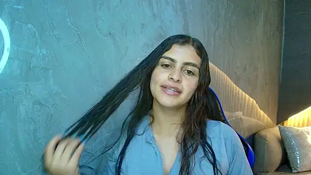 dany r  online show from November 2025 01:18:02 PM