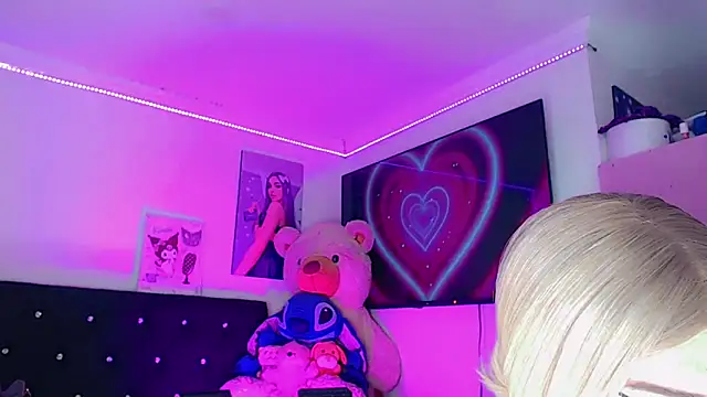 Snapshot of DaliaBacil25 chatting on February 2026 10:44:01 PM DaliaBacil25 online show from February 2026 10:44:01 PM