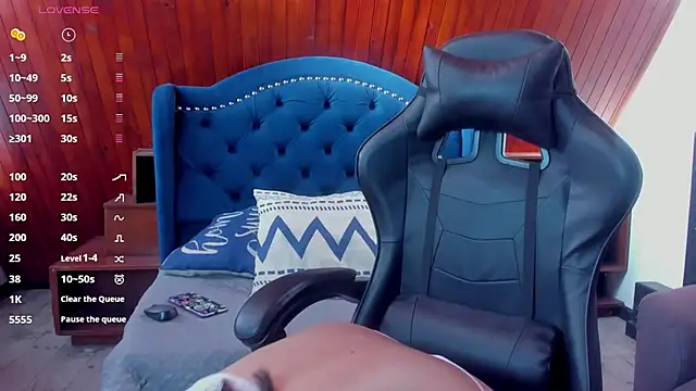 BabyLux online show from November 2025 09:03:02 PM