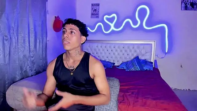 Snapshot of Glader31 chatting on September 2025 09:07:02 PM Glader31 online show from September 2025 09:07:02 PM