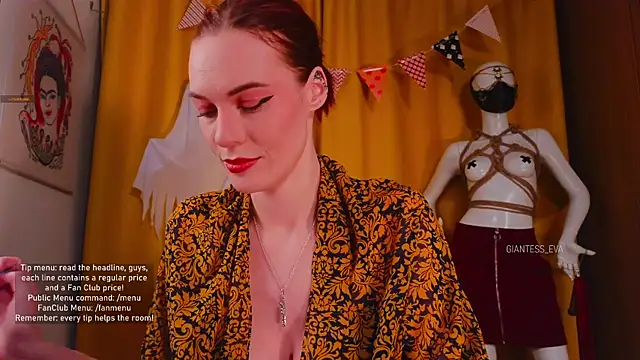 Giantess Eva online show from November 2025 05:37:01 PM