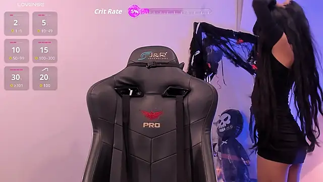 Rouse Monroe online show from October 2025 04:46:01 AM