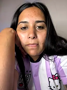 Ayee23-3 online show from November 2025 06:10:01 PM