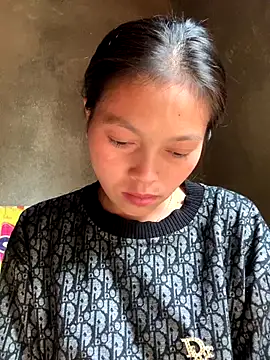 Halyy xx online show from October 2025 06:11:02 AM