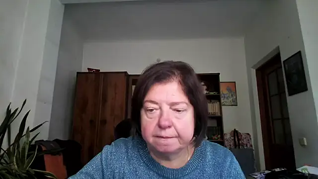 Violet Pulse online show from October 2025 09:53:01 AM