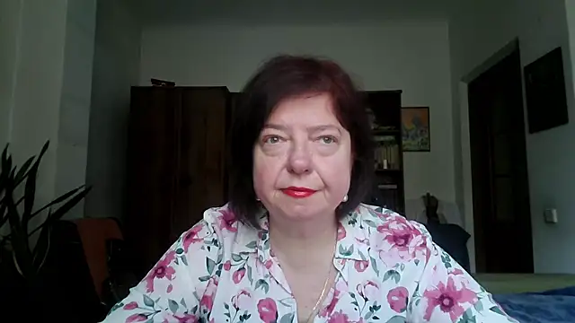 Snapshot of Violet_Pulse chatting on May 2026 09:14:01 AM Violet Pulse online show from May 2026 09:14:01 AM