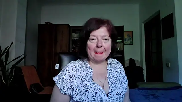 Snapshot of Violet_Pulse chatting on May 2026 12:24:01 PM Violet Pulse online show from May 2026 12:24:01 PM