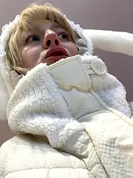 RonnieKiss online show from September 2025 04:17:01 AM