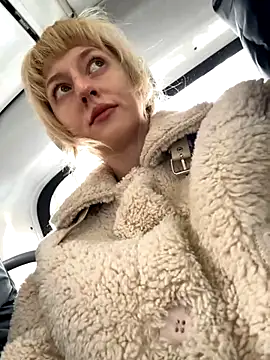 RonnieKiss online show from October 2025 04:57:02 AM