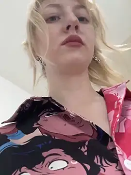 RonnieKiss online show from November 2025 03:27:01 AM