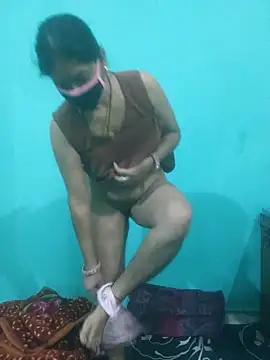 Cute-Charvii online show from November 2025 06:12:01 PM