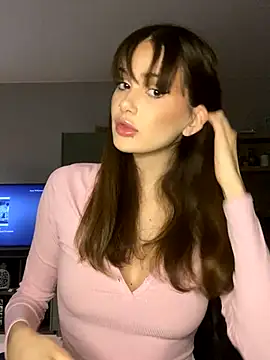 SoShyEmmyyy online show from October 2025 08:52:02 PM