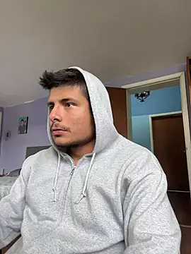 AnotherJuan  online show from October 2025 06:19:02 PM