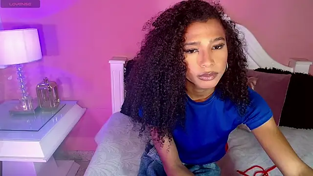  IsabellaRousse online show from October 2025 06:48:01 PM