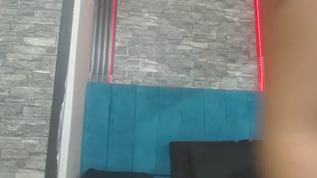 Lil Rose2006 online show from December 2025 12:22:01 PM