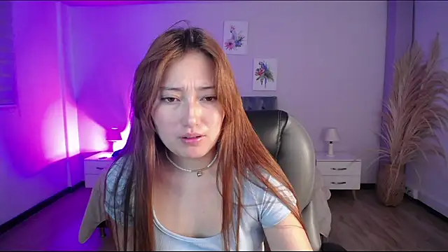 Samara Hilton 2 online show from December 2025 07:33:02 PM