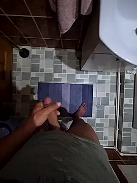 Snapshot of Foxbiker chatting on October 2025 08:27:02 PM Foxbiker online show from October 2025 08:27:02 PM