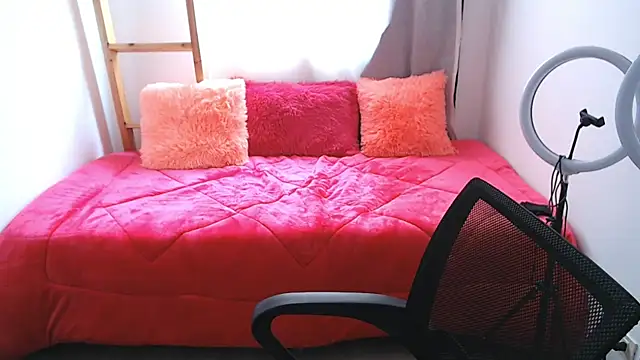 brendasantos 77 online show from October 2025 02:03:02 PM
