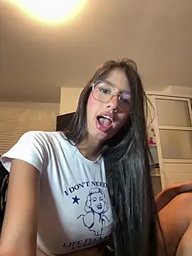 Julieta Duque online show from February 2026 11:58:02 PM