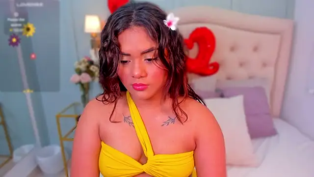 Snapshot of scarlett_rouss_ chatting on September 2025 03:41:01 AM scarlett rouss online show from September 2025 03:41:01 AM