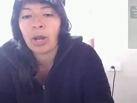 Acelinrose online show from February 2026 02:21:01 PM