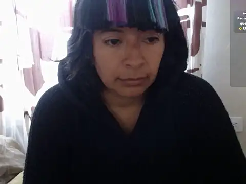Snapshot of Acelinrose chatting on May 2026 12:10:01 PM Acelinrose online show from May 2026 12:10:01 PM