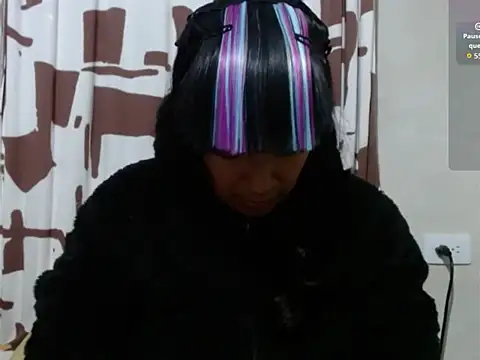 Snapshot of Acelinrose chatting on May 2026 12:41:01 AM Acelinrose online show from May 2026 12:41:01 AM