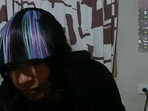 Snapshot of Acelinrose chatting on May 2026 01:33:01 AM Acelinrose online show from May 2026 01:33:01 AM