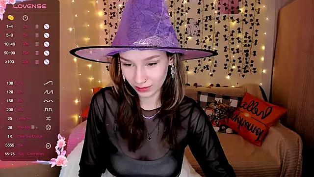 LinaBlossom  online show from October 2025 09:24:01 AM