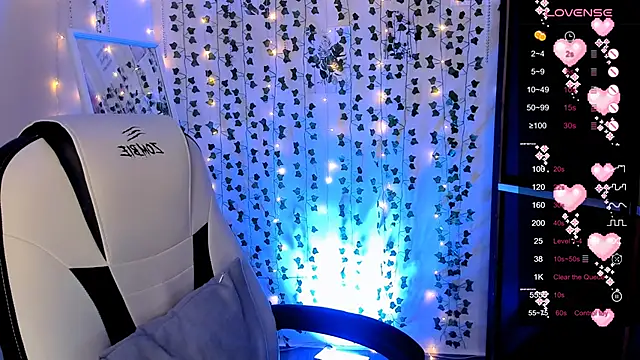 LinaBlossom  online show from April 2026 06:19:01 AM