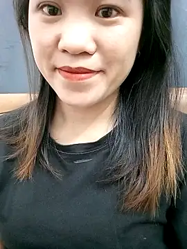 Snapshot of Norah-h chatting on October 2025 03:02:02 PM Norah-h online show from October 2025 03:02:02 PM