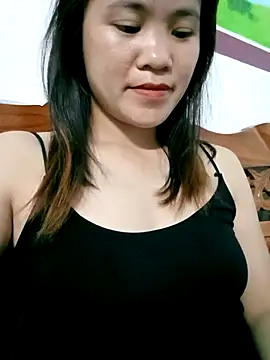 Snapshot of Norah-h chatting on October 2025 02:18:02 PM Norah-h online show from October 2025 02:18:02 PM