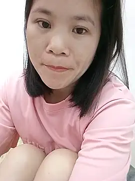 Snapshot of Norah-h chatting on May 2026 03:06:01 PM Norah-h online show from May 2026 03:06:01 PM