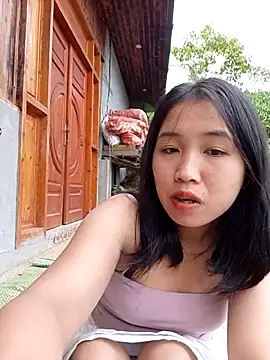 Snapshot of Suzuki_see chatting on October 2025 11:27:01 PM Suzuki see online show from October 2025 11:27:01 PM