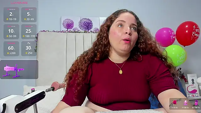 AmandaaWats online show from November 2025 08:41:01 PM