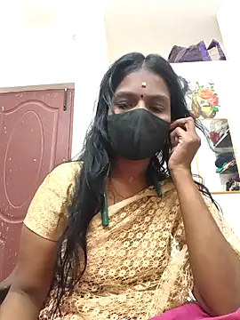 Snapshot of Tamil_Yalini12 chatting on April 2026 03:55:01 AM Tamil Yalini12 online show from April 2026 03:55:01 AM
