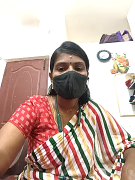 Snapshot of Tamil_Yalini12 chatting on May 2026 02:54:01 PM Tamil Yalini12 online show from May 2026 02:54:01 PM