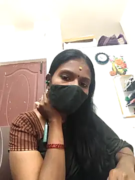 Snapshot of Tamil_Yalini12 chatting on May 2026 05:12:01 AM Tamil Yalini12 online show from May 2026 05:12:01 AM