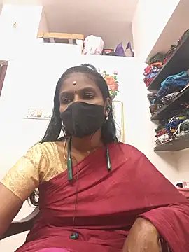 Snapshot of Tamil_Yalini12 chatting on May 2026 04:21:01 AM Tamil Yalini12 online show from May 2026 04:21:01 AM