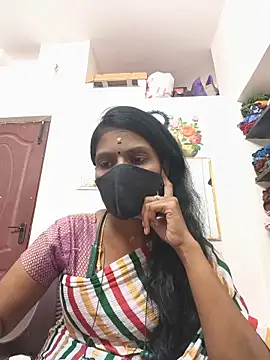 Snapshot of Tamil_Yalini12 chatting on May 2026 04:56:02 PM Tamil Yalini12 online show from May 2026 04:56:02 PM