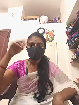 Snapshot of Tamil_Yalini12 chatting on May 2026 05:50:02 PM Tamil Yalini12 online show from May 2026 05:50:02 PM