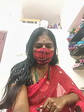 Snapshot of Tamil_Yalini12 chatting on May 2026 11:18:02 AM Tamil Yalini12 online show from May 2026 11:18:02 AM