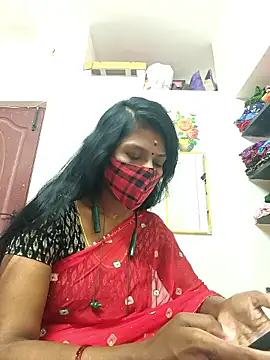 Snapshot of Tamil_Yalini12 chatting on May 2026 01:36:02 AM Tamil Yalini12 online show from May 2026 01:36:02 AM