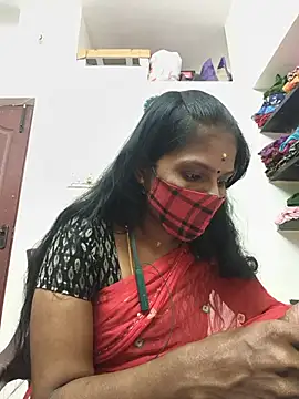 Snapshot of Tamil_Yalini12 chatting on May 2026 06:20:01 PM Tamil Yalini12 online show from May 2026 06:20:01 PM