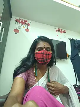 Snapshot of Tamil_Yalini12 chatting on June 2026 04:18:01 PM Tamil Yalini12 online show from June 2026 04:18:01 PM
