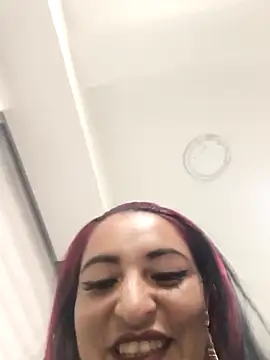 Snapshot of Alisson_Stonee chatting on May 2026 01:10:01 AM Alisson Stonee online show from May 2026 01:10:01 AM