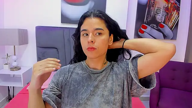 Angel Dustts online show from October 2025 07:21:02 PM