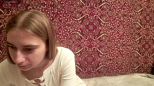 ivetabloom online show from November 2025 02:49:02 PM