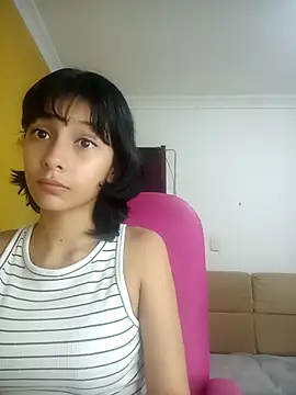 xoxo milk online show from October 2025 04:05:02 PM